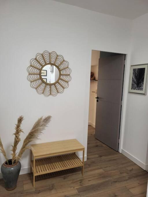 O Bon'Endroit - Appartement Confort - Centre Ville В'єнна Екстер'єр фото